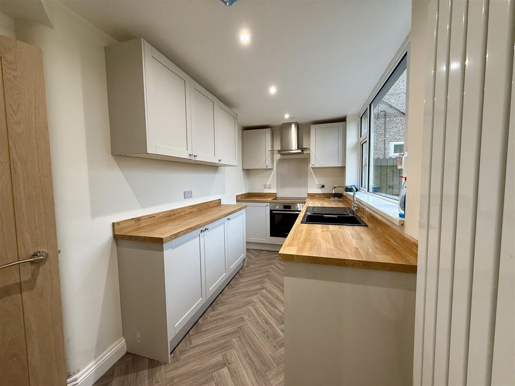 Property photo 2 of 11 Img_9773.Jpg