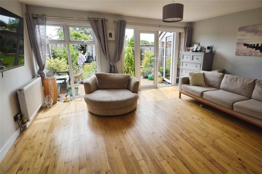 Property photo 3 of 14 Picture No. 19