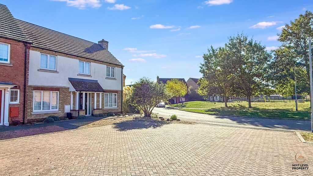 Property photo 1 of 34