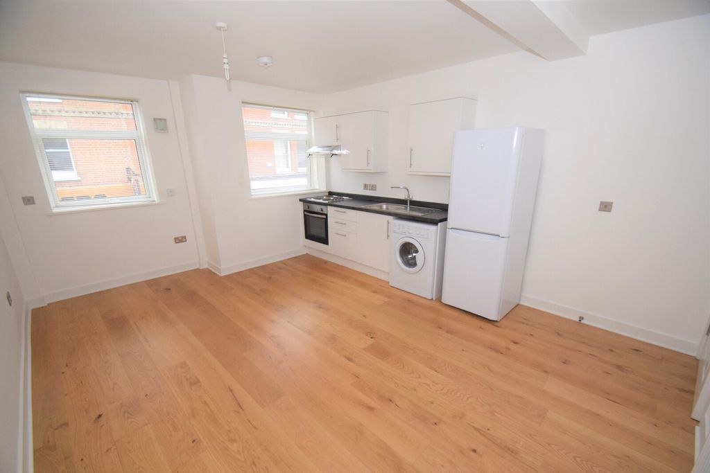 Property photo 2 of 5 Picture No. 06