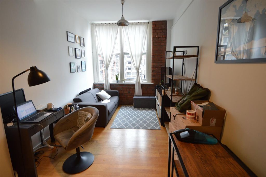 Property photo 3 of 6