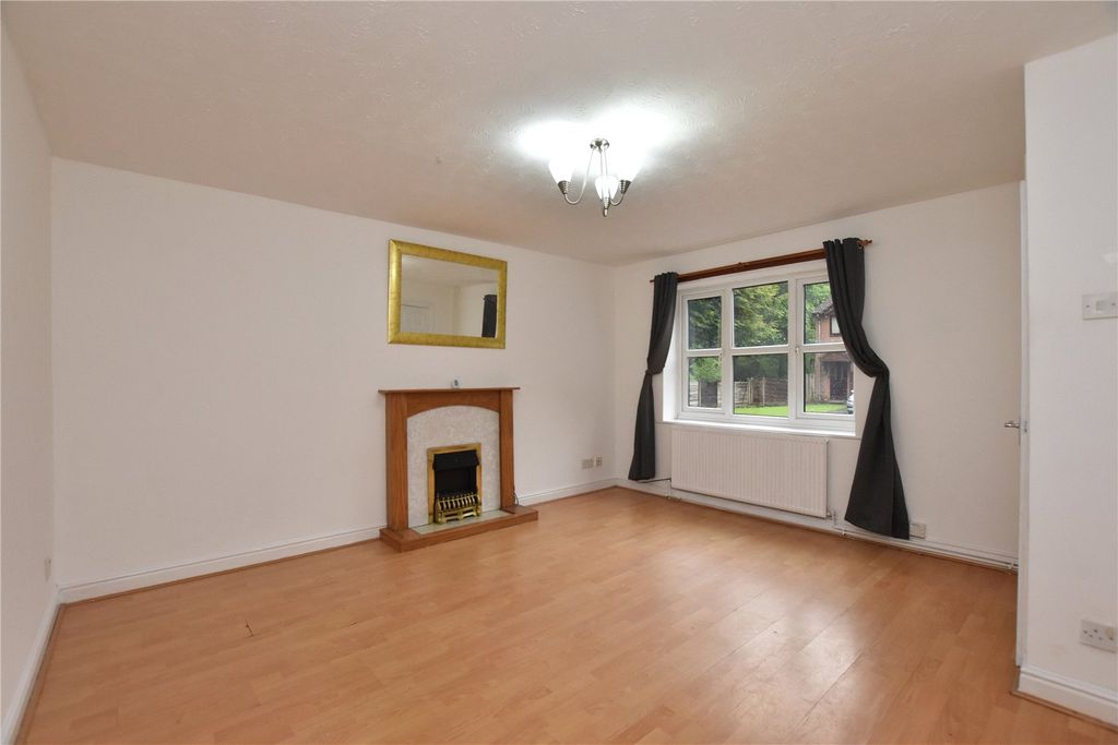 Property photo 2 of 20 Picture No. 02