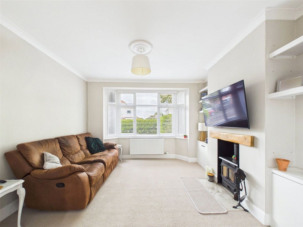 Property photo 3 of 17 Picture No. 21