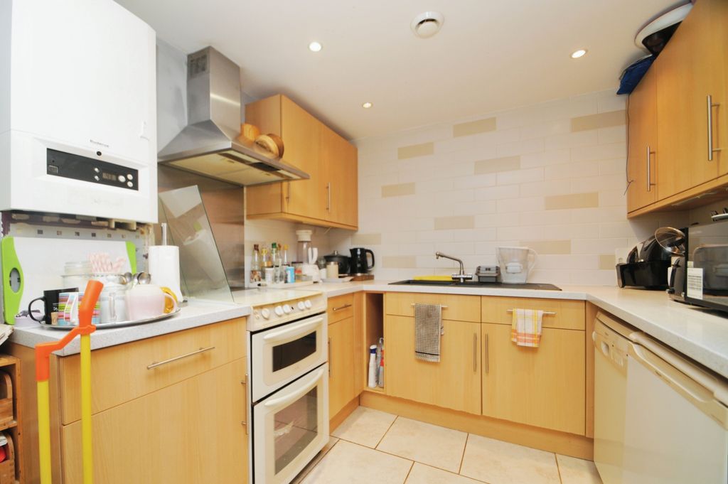 Property photo 2 of 17 Photography