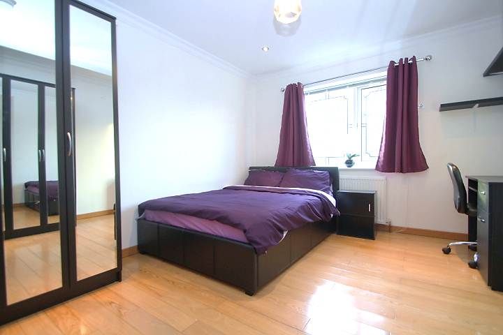 Property photo 3 of 17 Master Bedroom