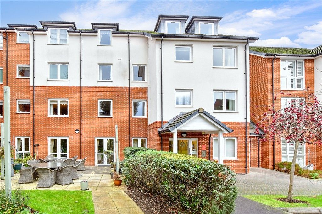 Property photo 1 of 10 External (Web) 1