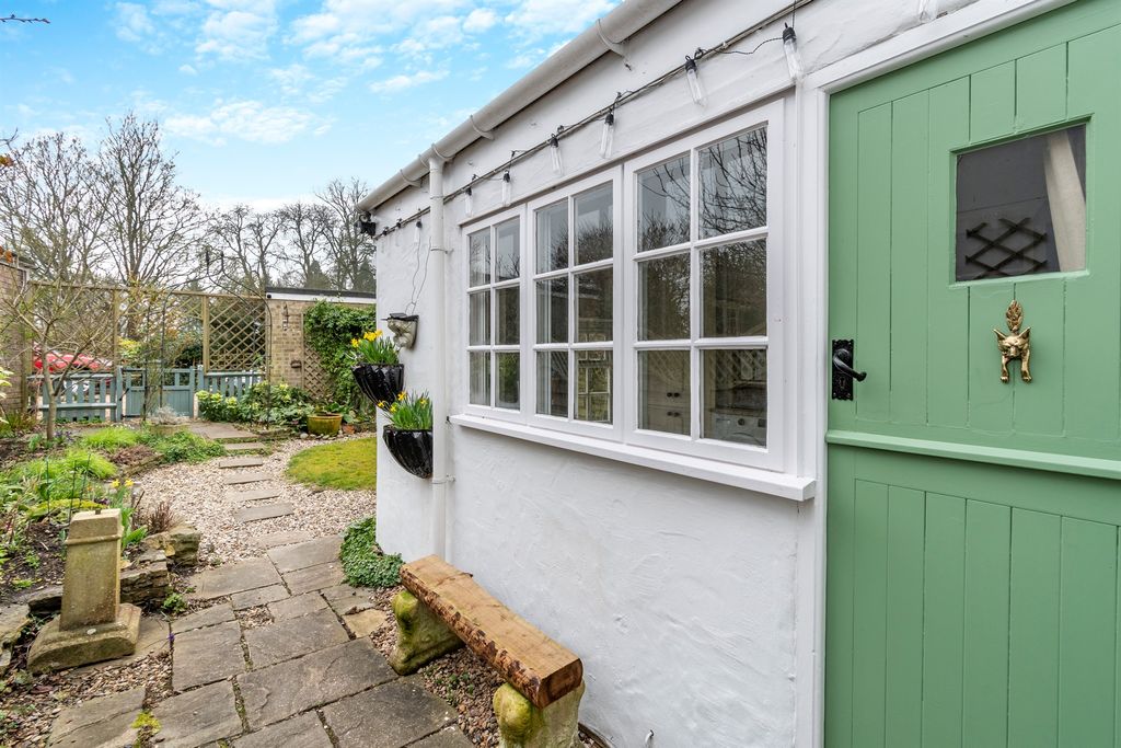 Property photo 3 of 16