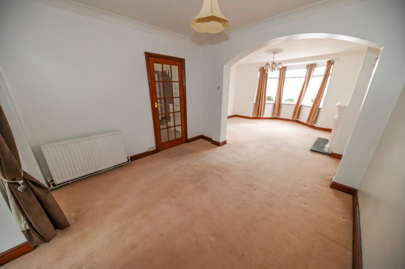 Property photo 3 of 18 Photo 6