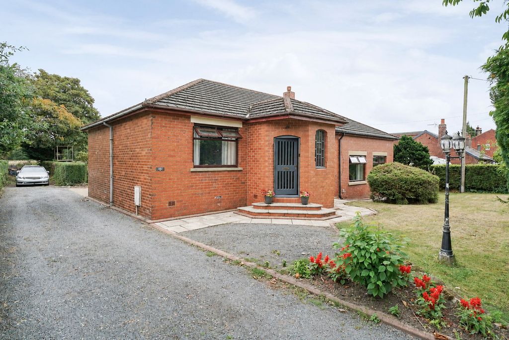 Property photo 2 of 54