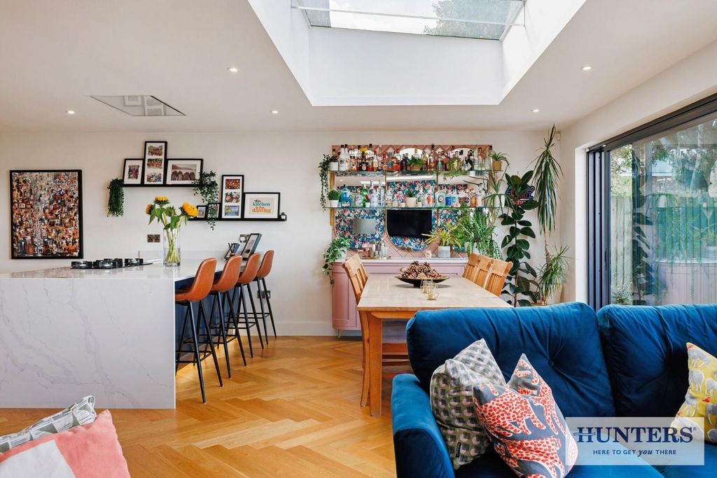 Property photo 3 of 35 97013_3 Barn Elms Camblesforth (8) - Copy_Low.Jpg