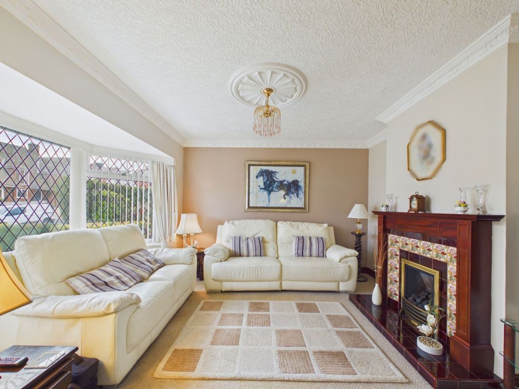 Property photo 2 of 22