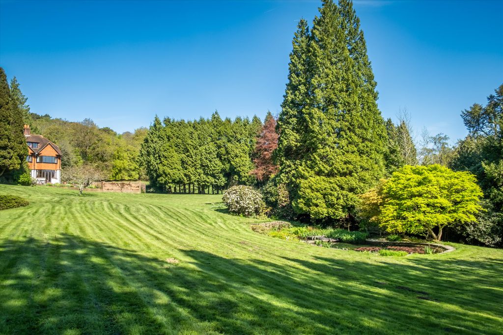 Property photo 3 of 24 Image