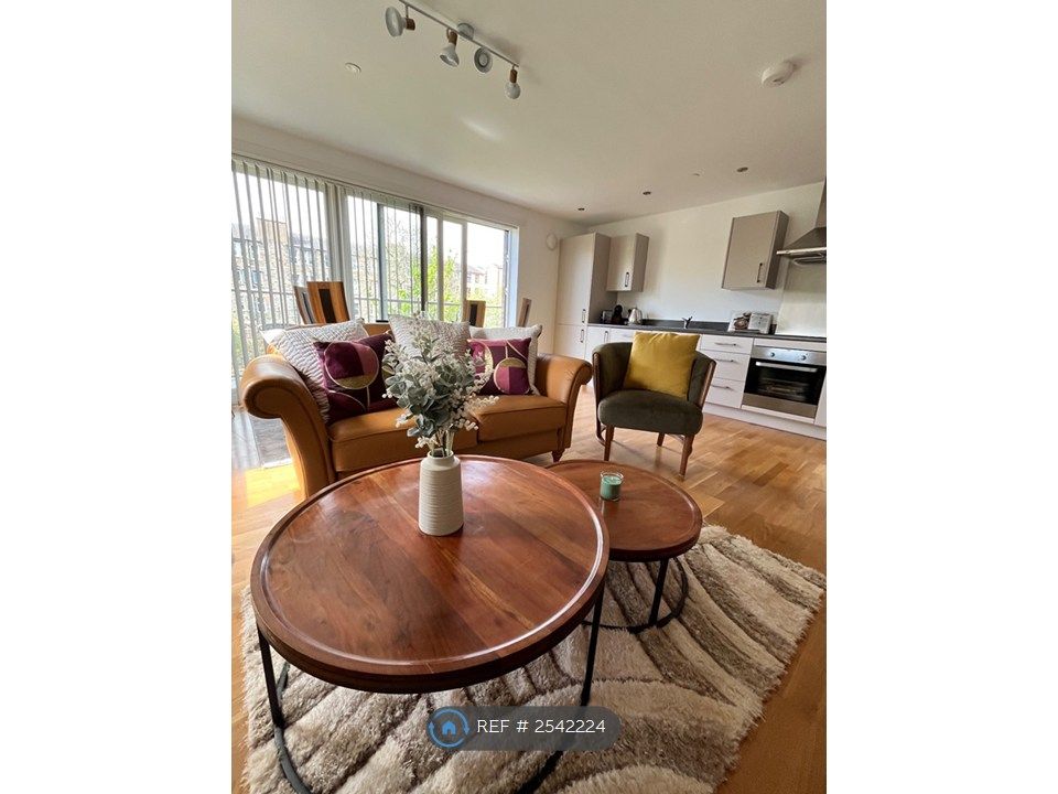 Property photo 3 of 20