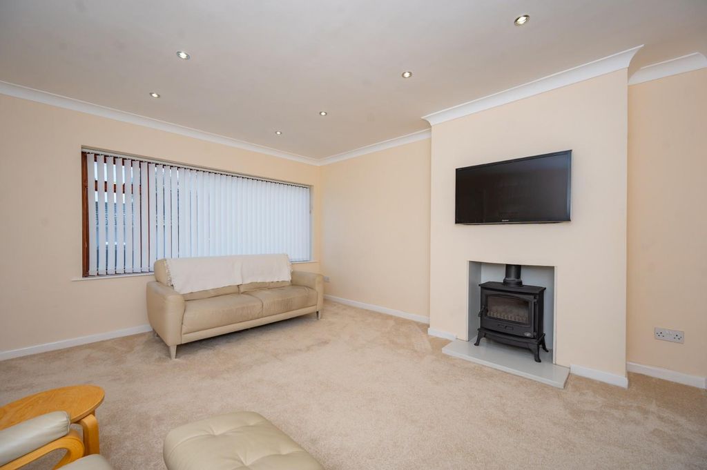 Property photo 2 of 31 Dsc_6123.Jpg