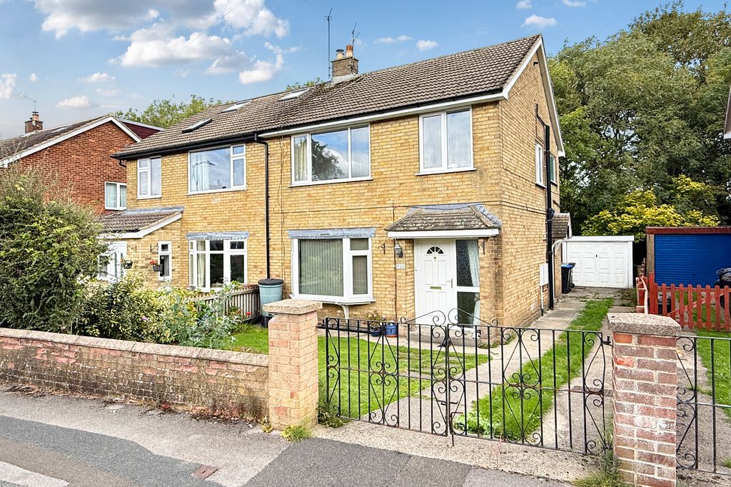 Property photo 1 of 11