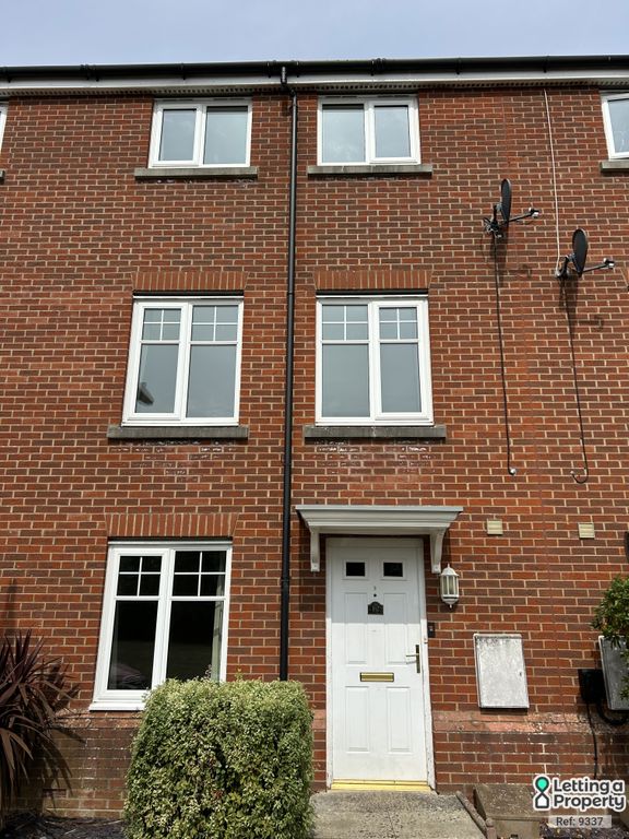 Property photo 1 of 21