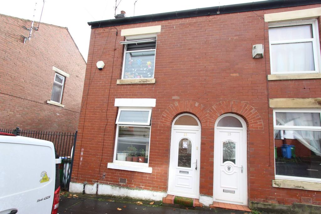 Property photo 1 of 11