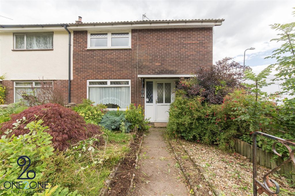 4 bed property for sale in Fairhill, Fairwater, Cwmbran NP44 Zoopla