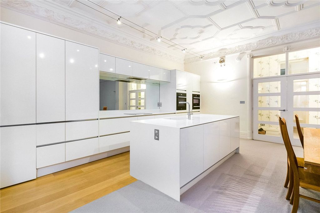 Property photo 3 of 10 Picture No. 10