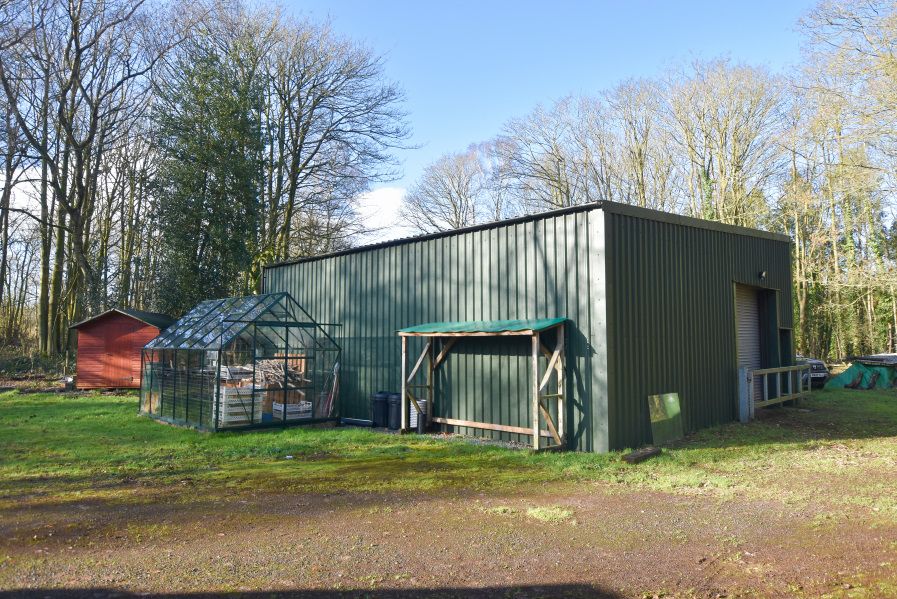 Property photo 3 of 23 Garage Workshop