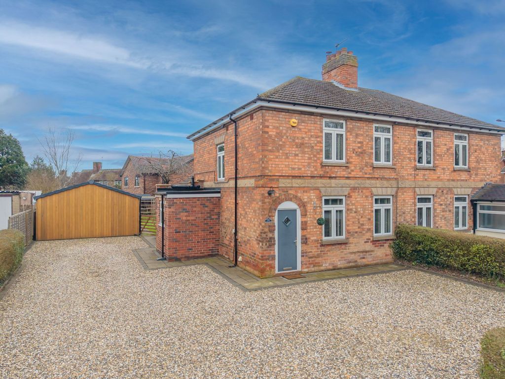 Property photo 1 of 34