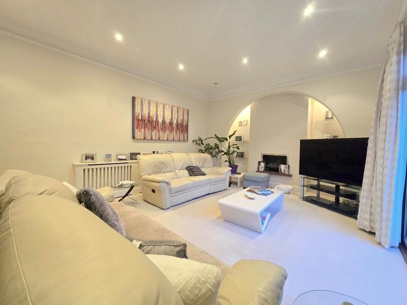 Additional image 5 of 5 bed detached house for saleThe Avenue, Hatch End HA5