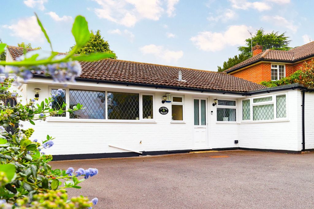 Property photo 2 of 35