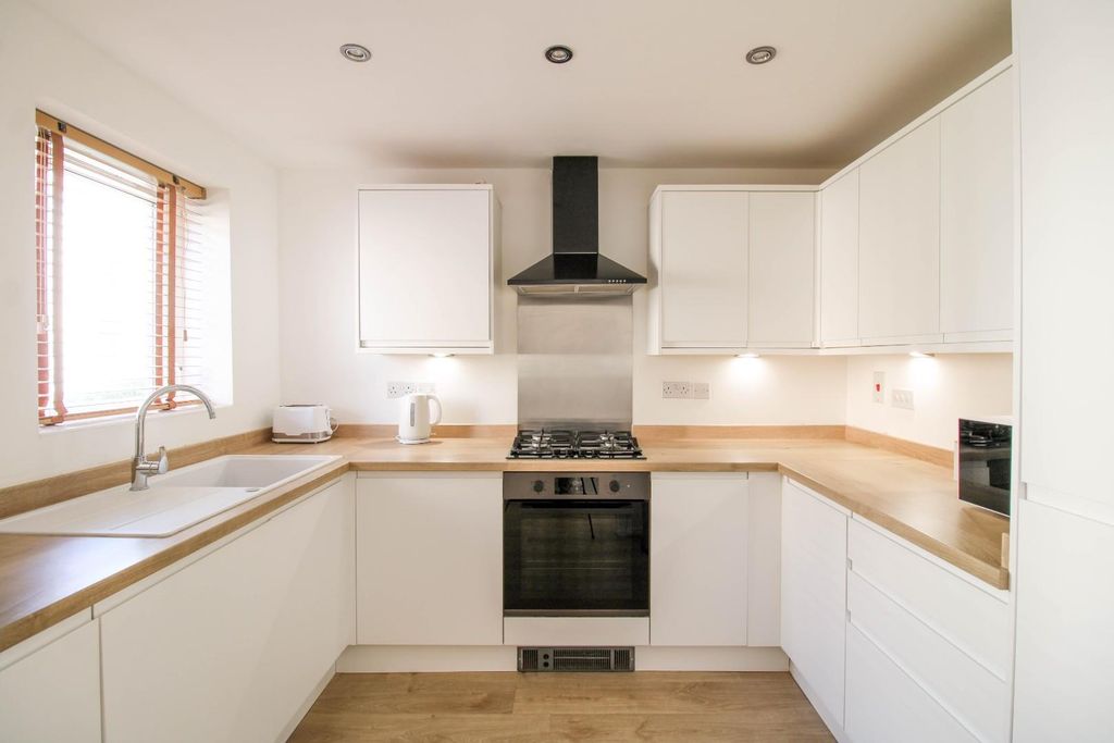 Property photo 2 of 15 Img_0691.Jpg