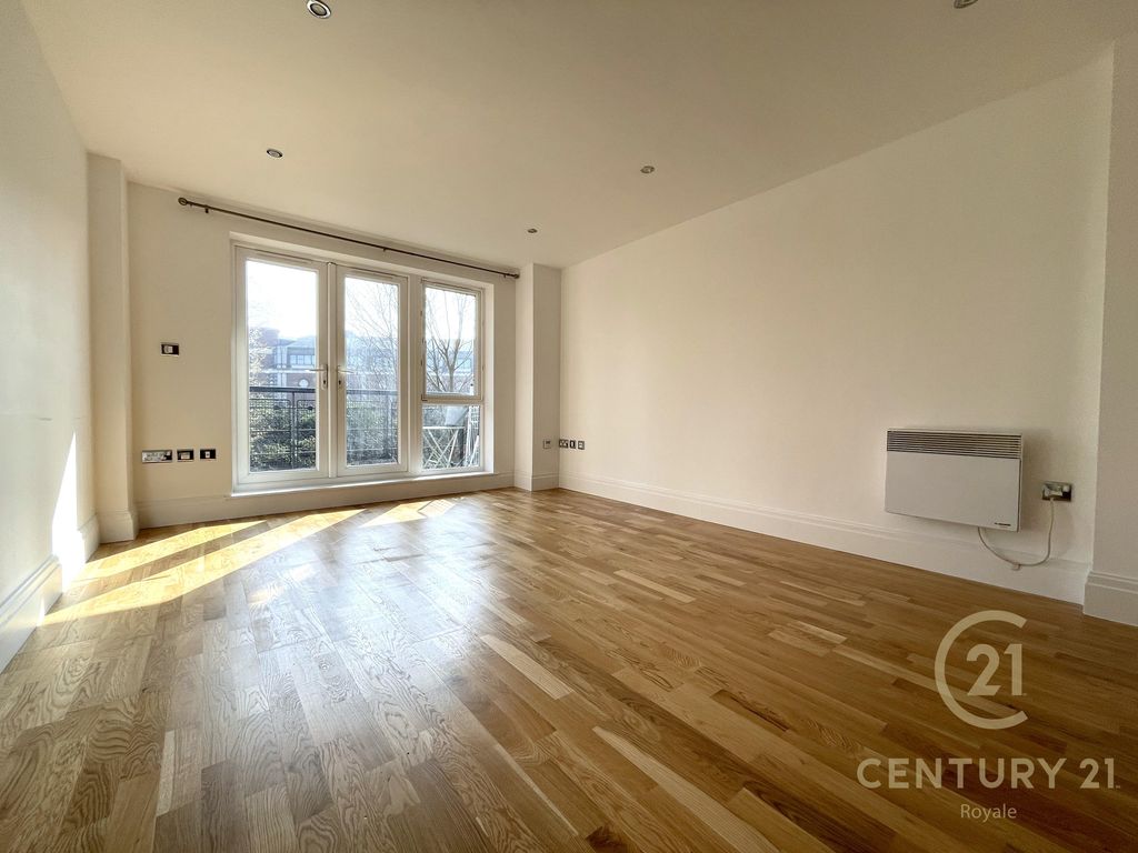 Property photo 3 of 14