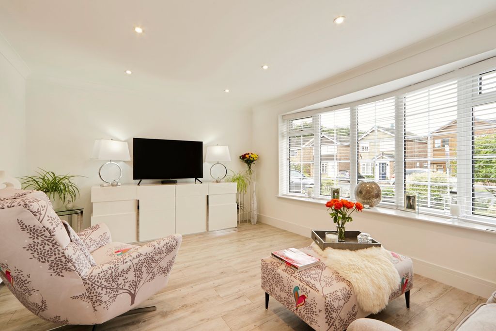 Property photo 3 of 14