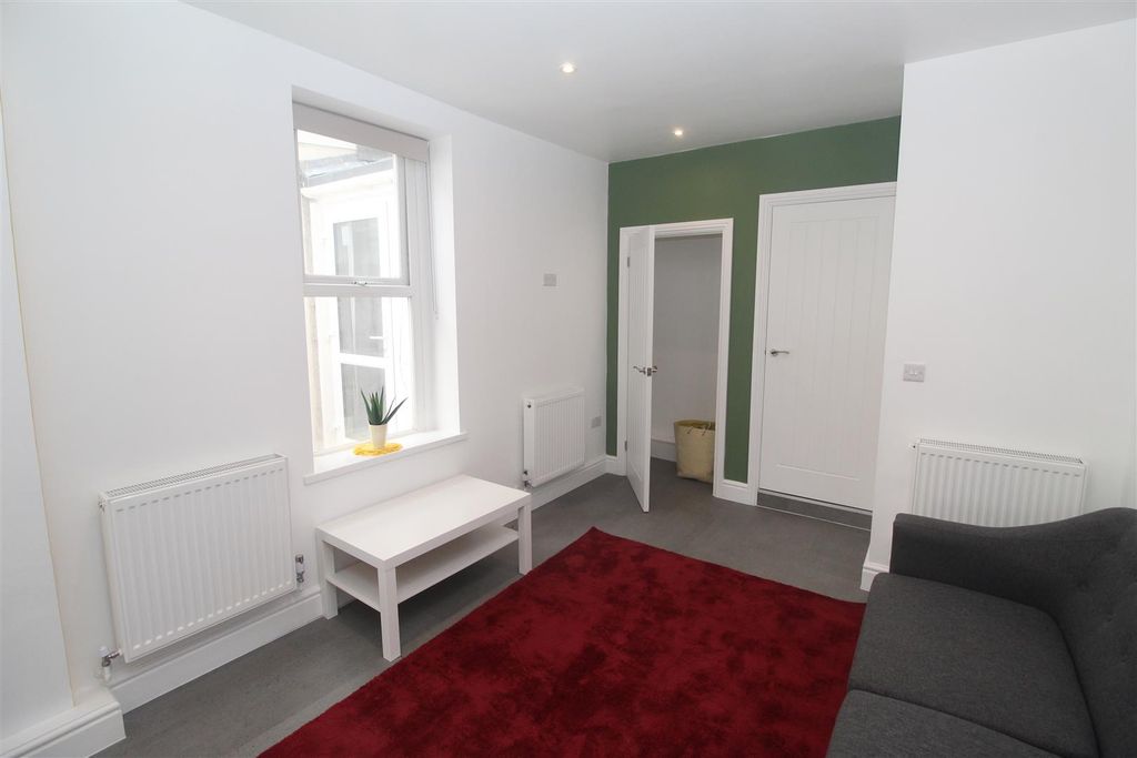 Property photo 2 of 14 Img_3387.Jpg
