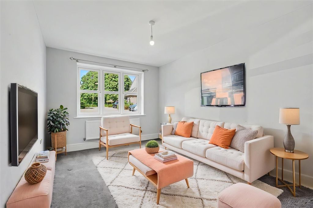 Property photo 2 of 12 Lounge - Living Room - Standard - 0.Jpg