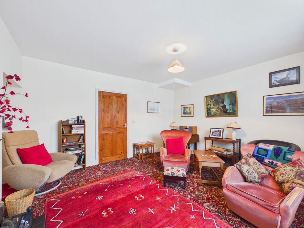 Property photo 3 of 22
