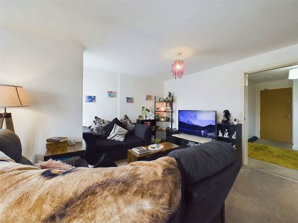 Property photo 3 of 10 The Open Plan Lounge Diner