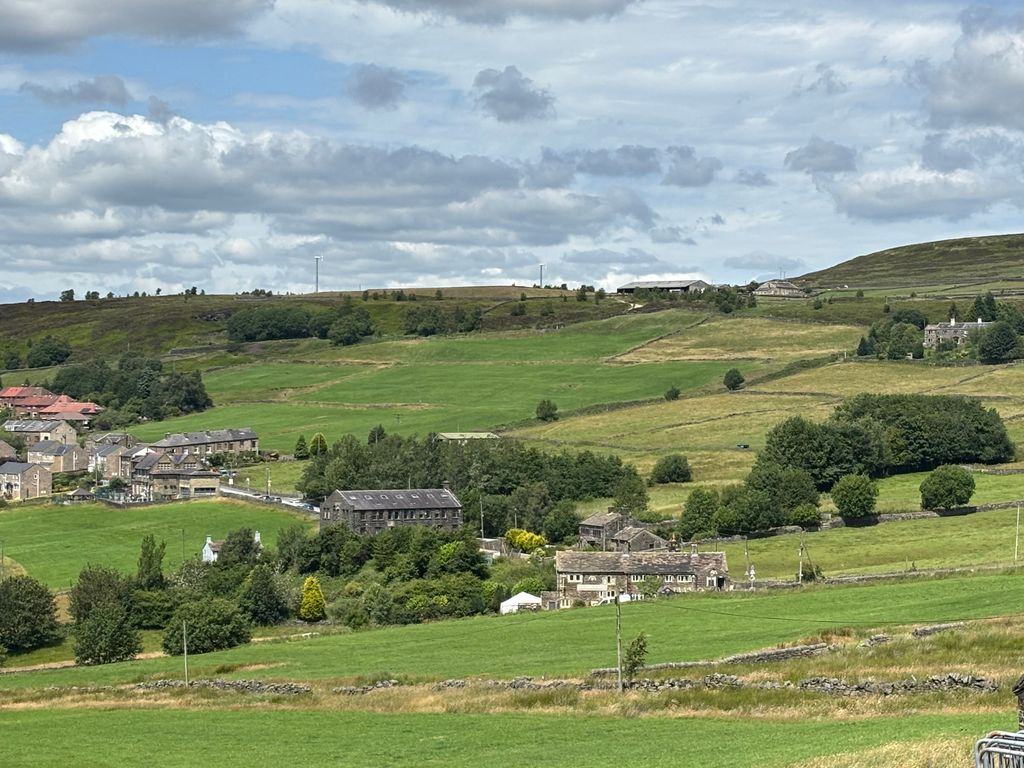 Property photo 3 of 5