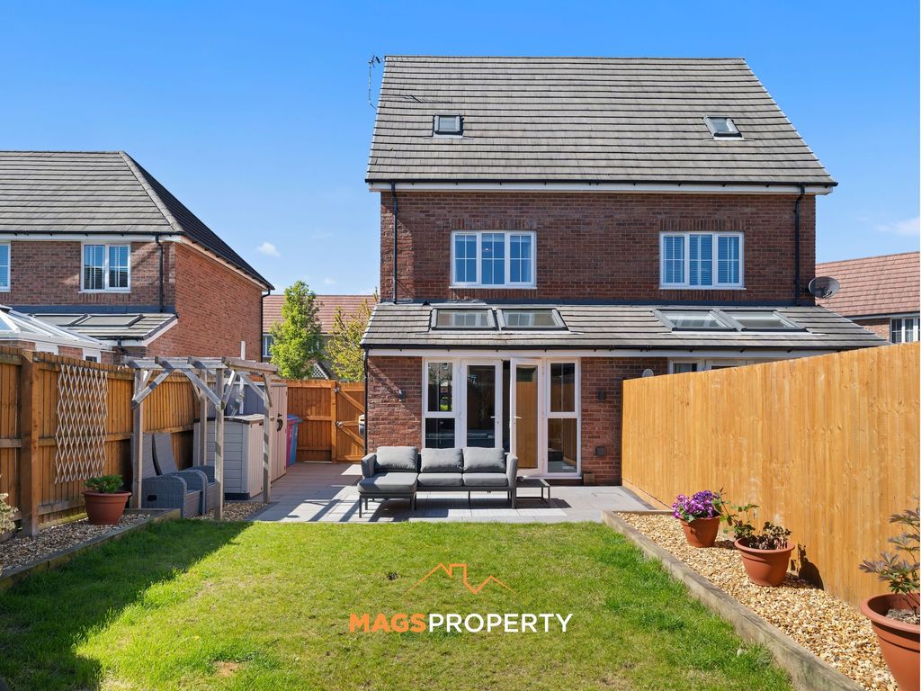 Property photo 3 of 36