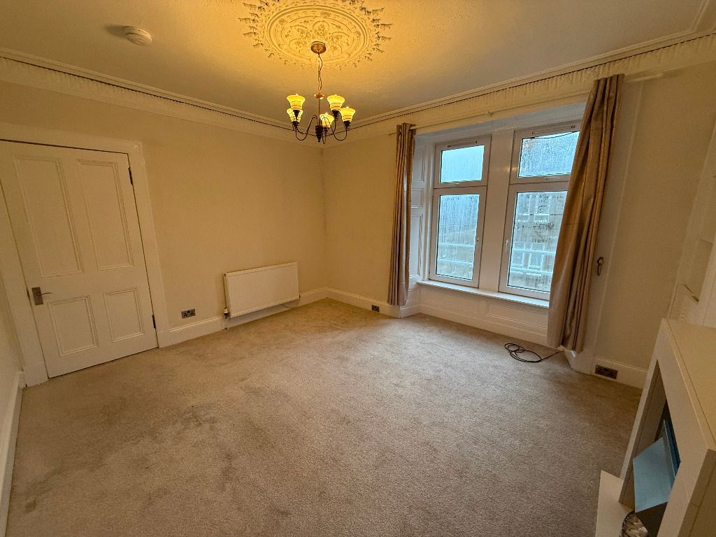 Property photo 3 of 9 Photo 3