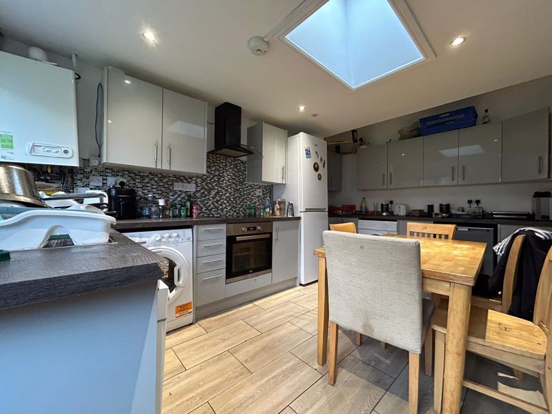 Property photo 2 of 10 Photo 2