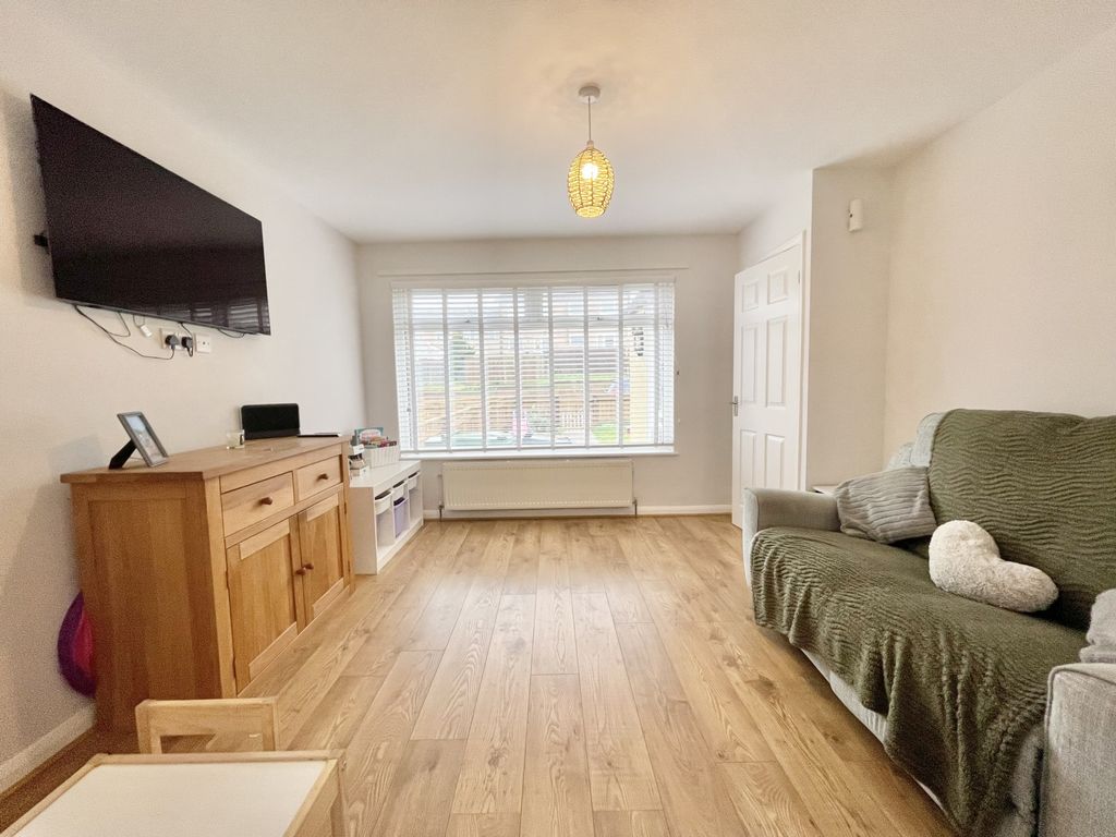 Property photo 3 of 15 Photo 3