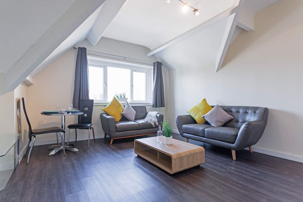 Property photo 1 of 12 Property Photo