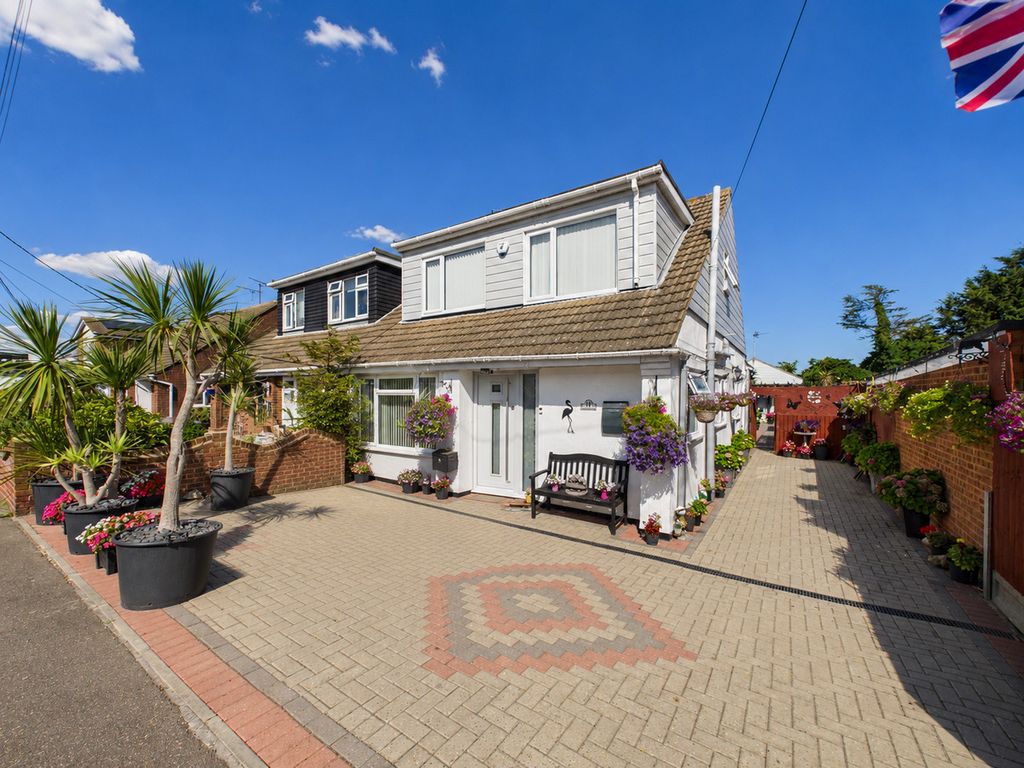 Property photo 1 of 33