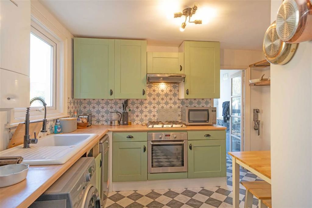 Property photo 3 of 7