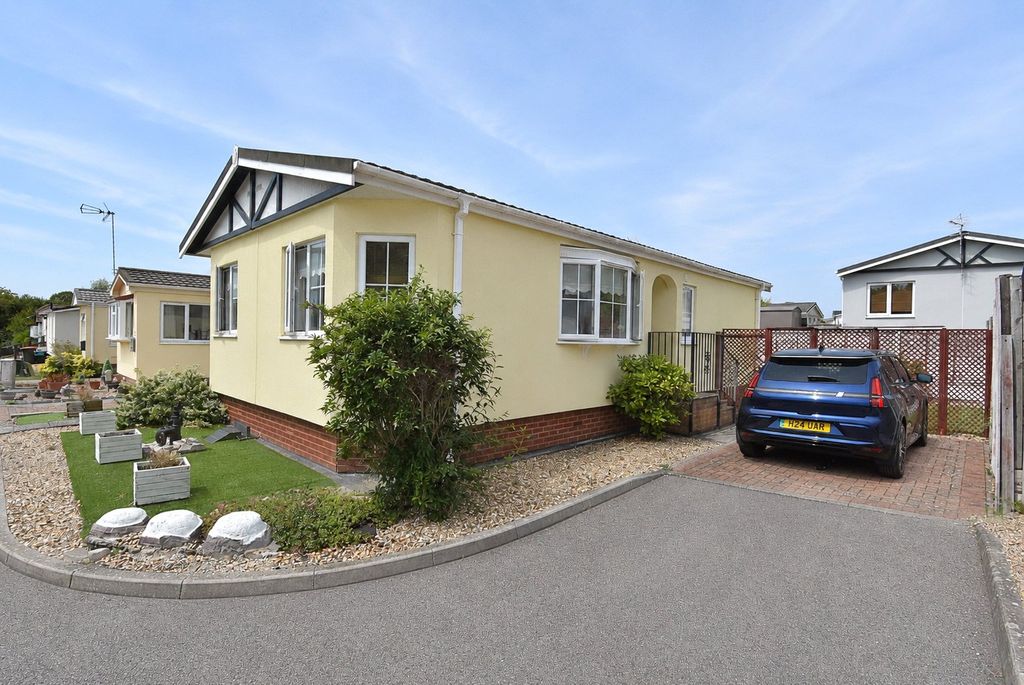 Property photo 1 of 13 Picture No. 02
