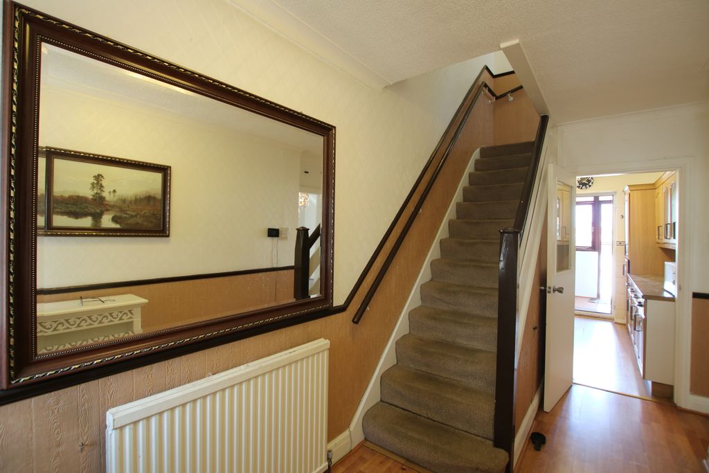 Property photo 3 of 14 13 (Edit)