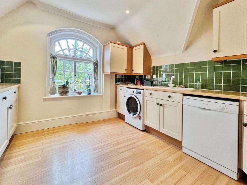 Property photo 3 of 12 Picture No. 30