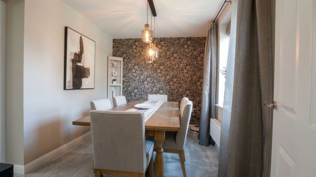 Property photo 3 of 49