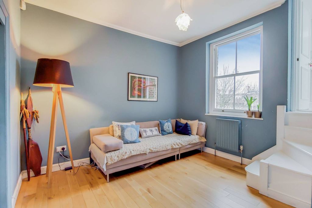 Property photo 1 of 19