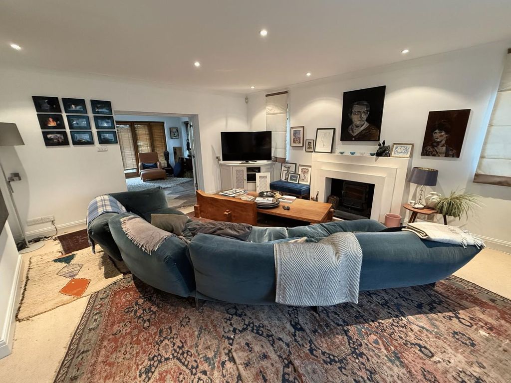Property photo 2 of 17 Img_5668.Jpg