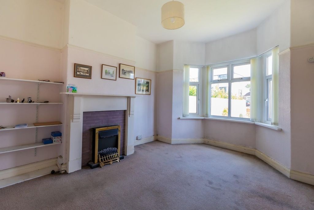 Property photo 3 of 15 132 (9 Of 15).Jpg