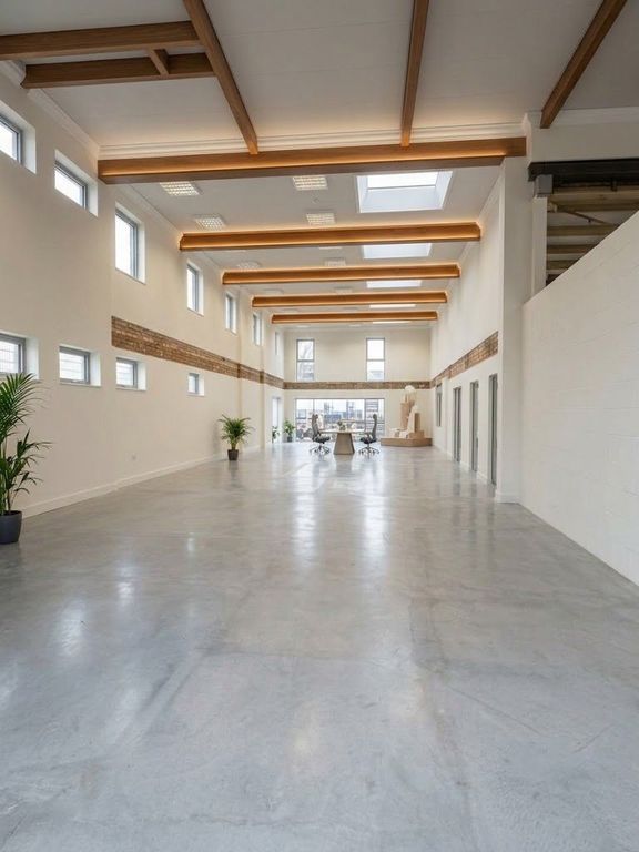 Property photo 1 of 2 Newly Refurbished Warehouse To Let – Huntingdon Pe29